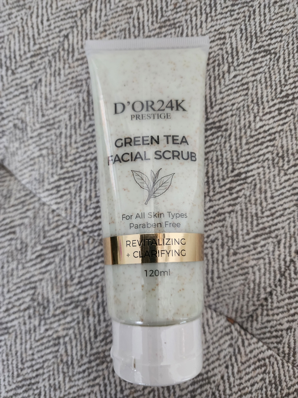 D'OR24K Prestige Green Tea Facial Scrub for all skin types